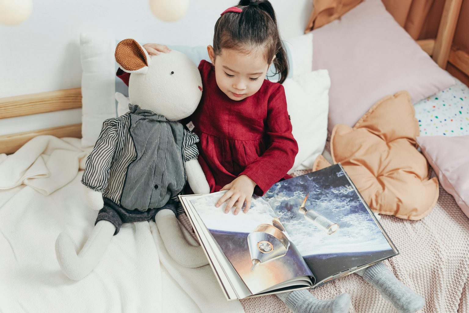 20 Silly and Surprising Animal Facts for Kids on World Animal Day 2025